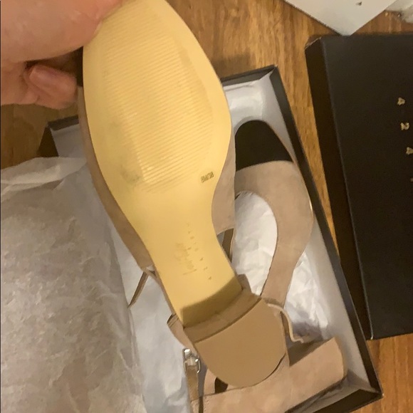 Shoes - Picture 3 of 4